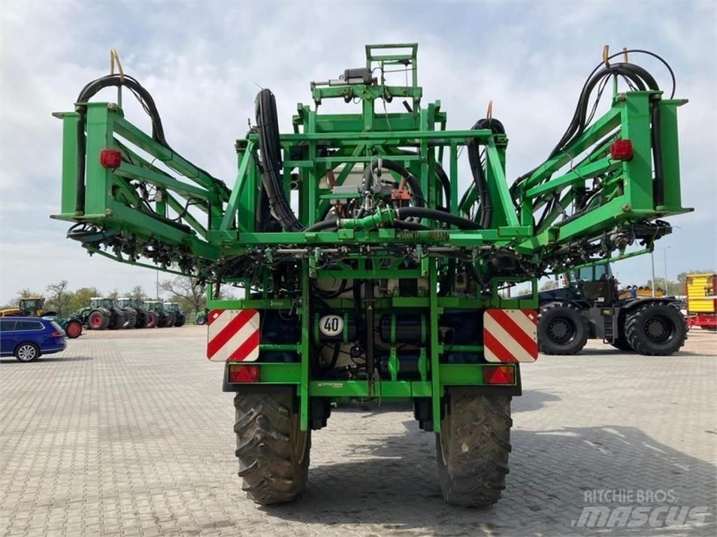 CHD D4233 Trailed sprayers