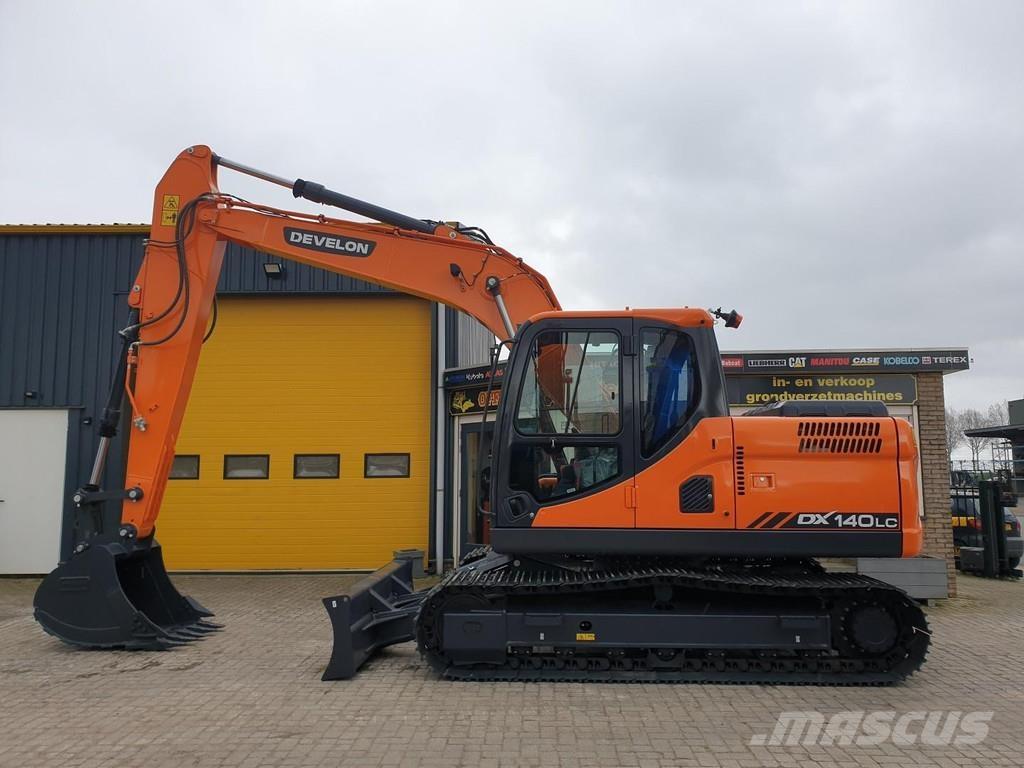 Develon DX140LC Crawler excavators