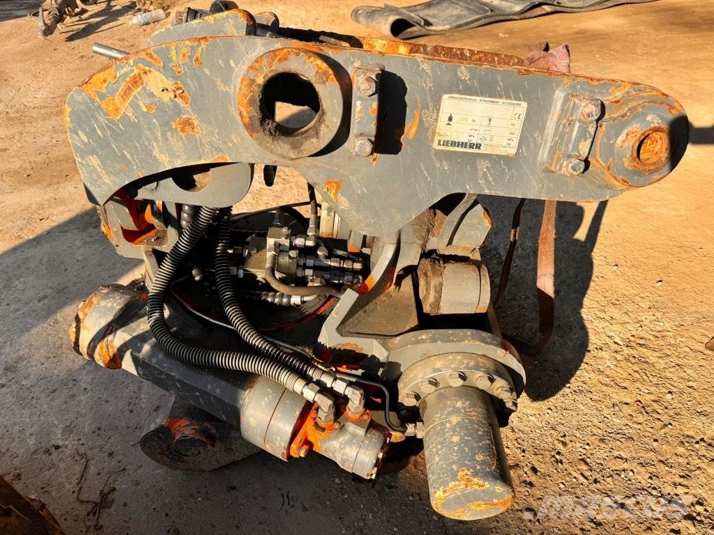 Liebherr LH-TR 20 Quick connectors