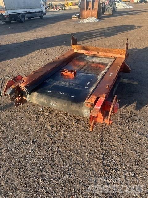 Extec TAŚMA ZDAWCZA Conveyors