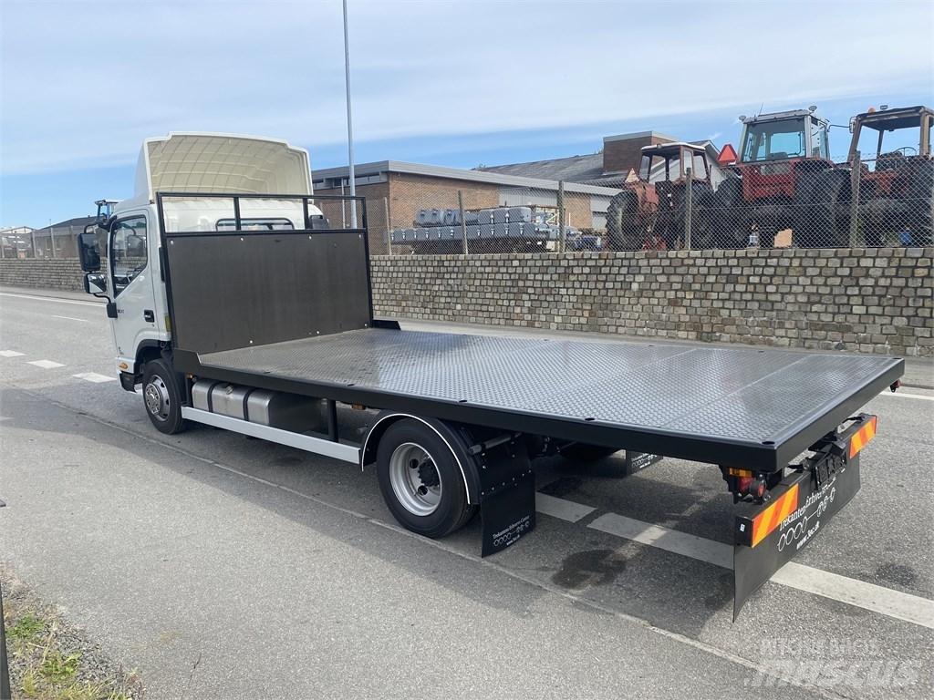 BMC 417 Chassis Cab trucks