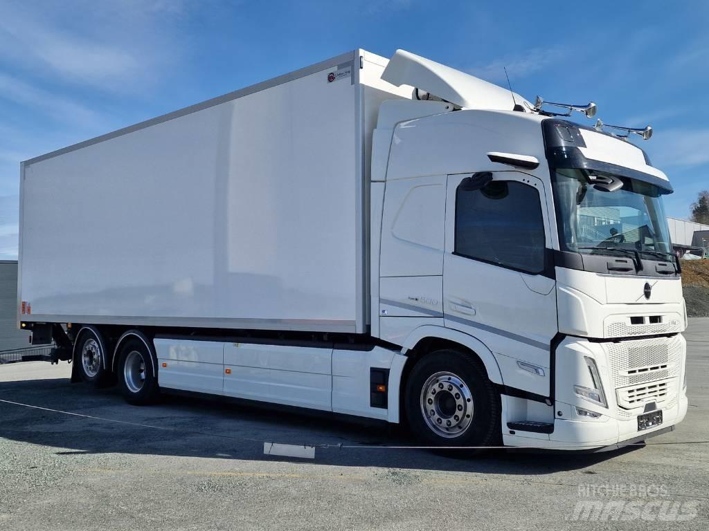Volvo FM500 6x2 Box body trucks
