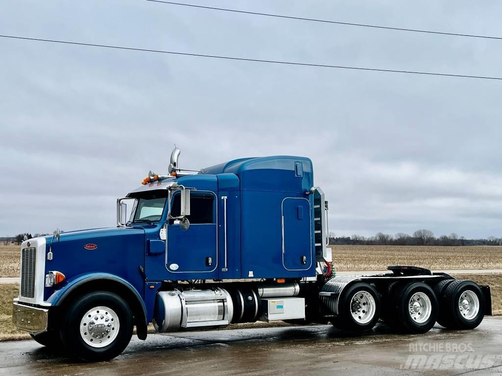 Peterbilt 367 Tractor Units
