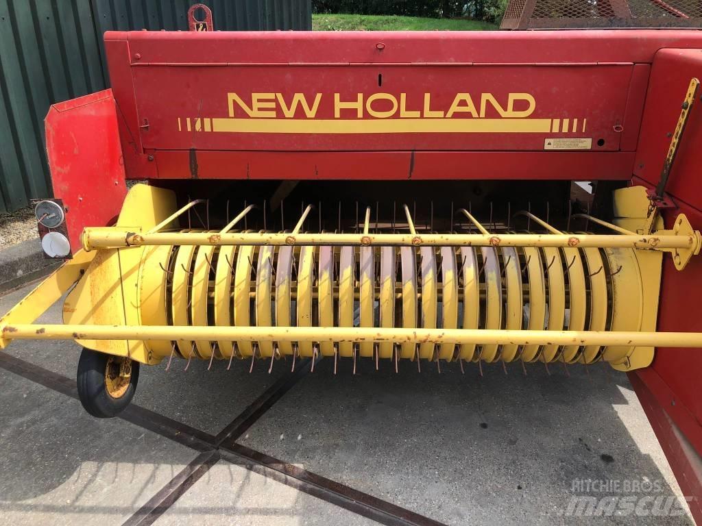 New Holland 570 Square balers