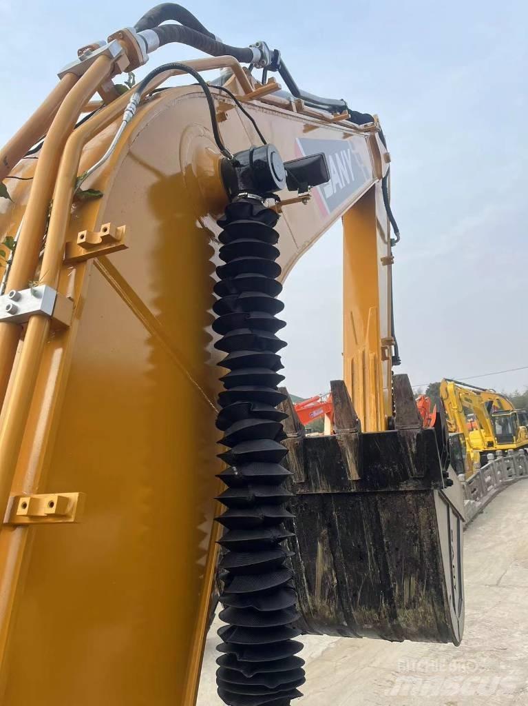 Sany SY 215 C Crawler excavators
