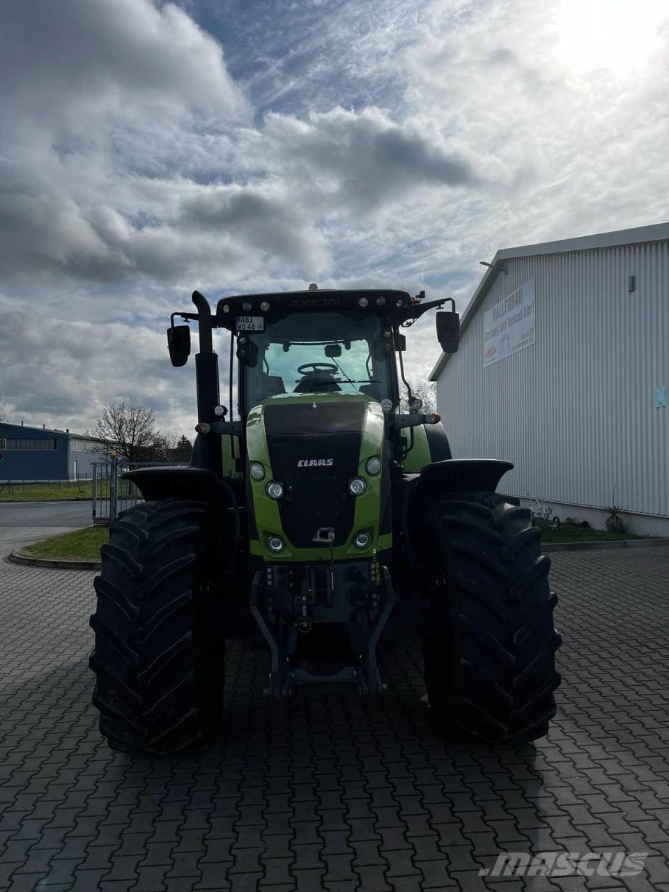 CLAAS Axion 940 Tractors