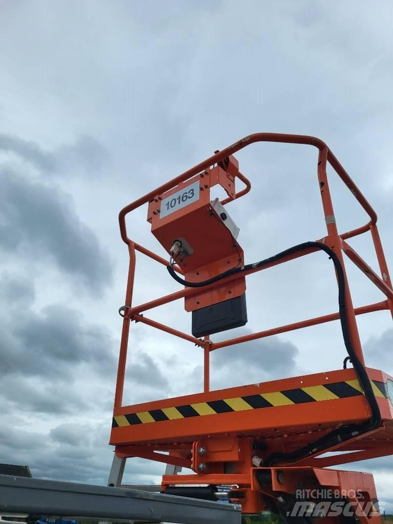 Snorkel A 38 E Articulated boom lifts
