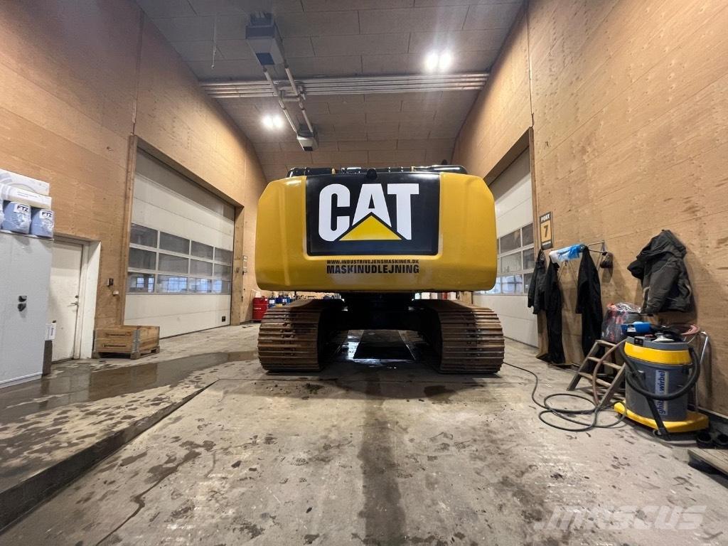 CAT 336 F L Crawler excavators