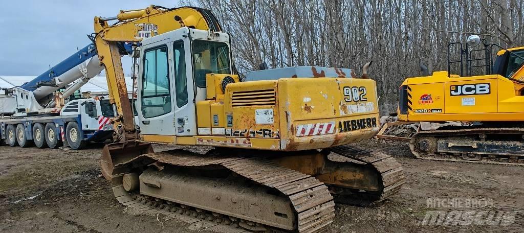 Liebherr R 902 HDSL Crawler excavators