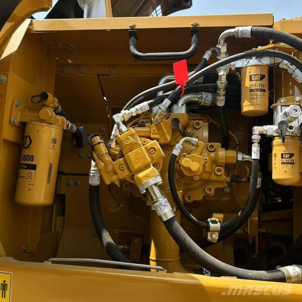 CAT 336 D L Crawler excavators