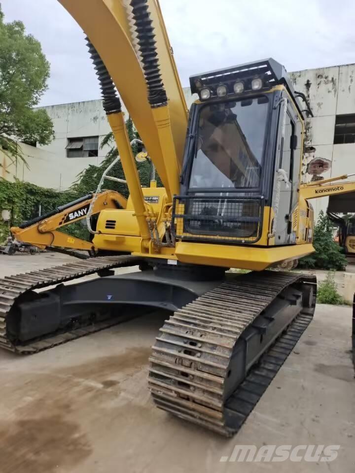 Komatsu PC 200 Crawler excavators