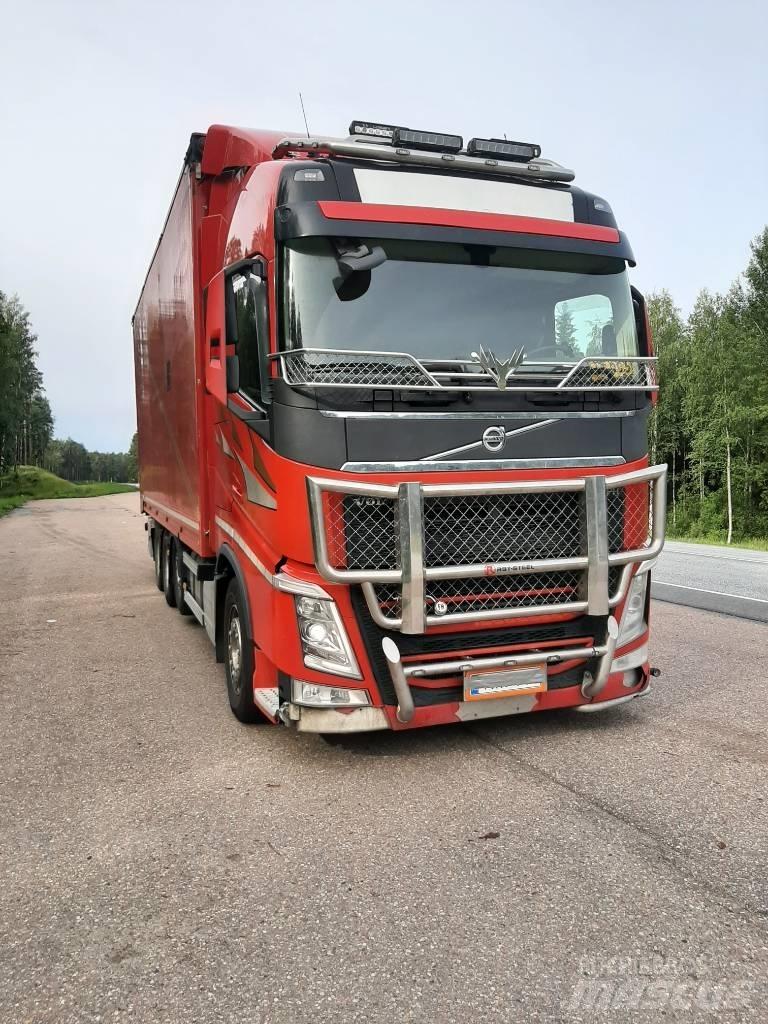 Volvo FH 13 Wood chip trucks