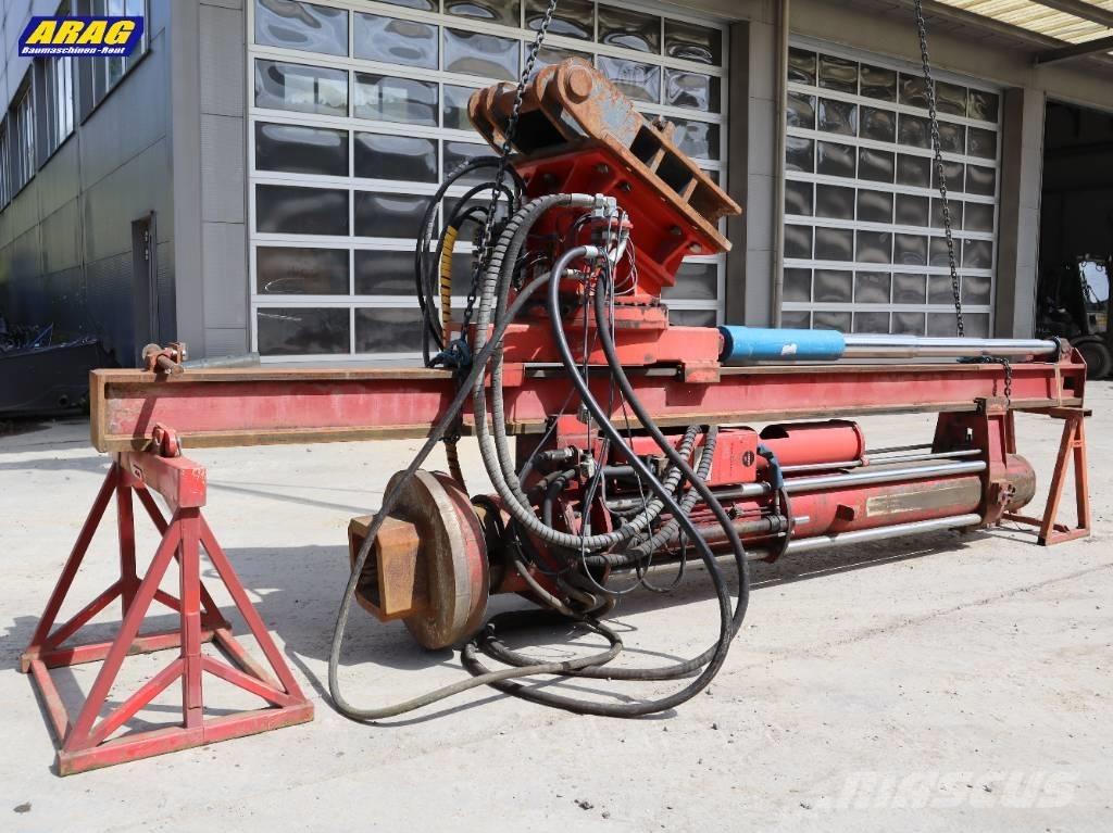  Fambo HR2750 Vibratory pile drivers