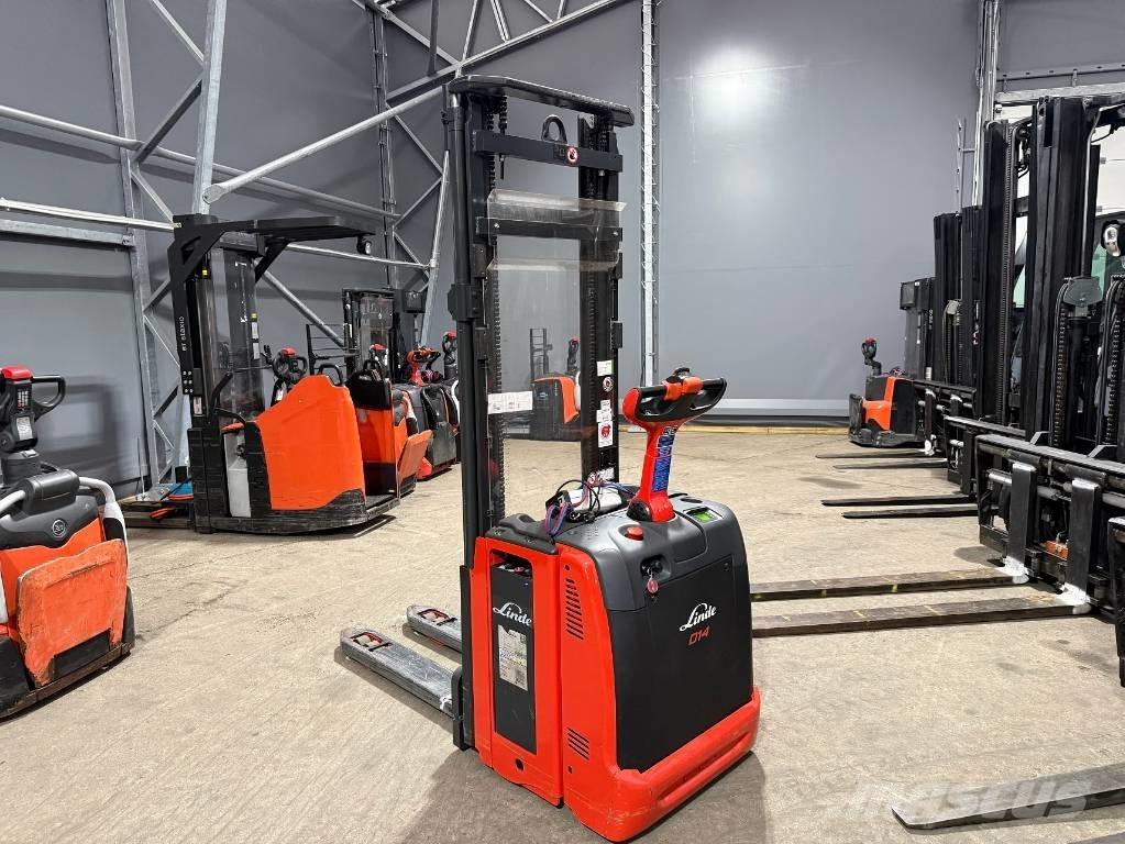 Linde D 14 Self propelled stackers