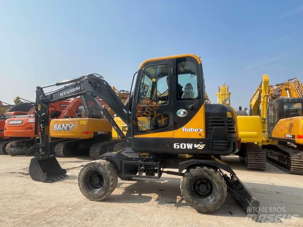 Hyundai 60w-9 Wheeled excavators