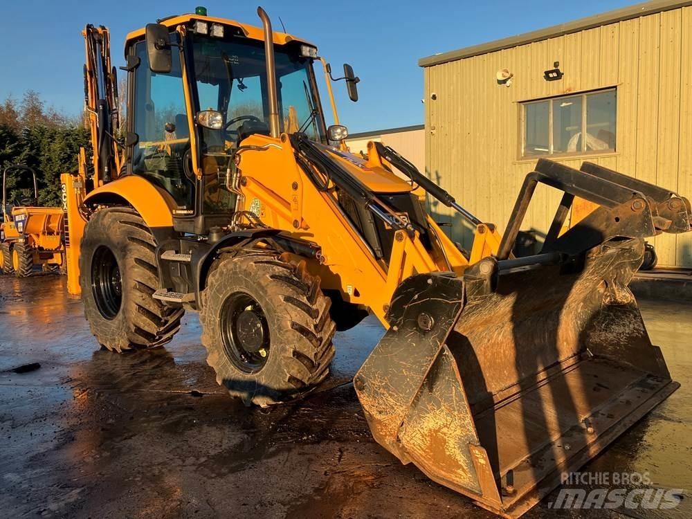 JCB 3CX Backhoe loaders