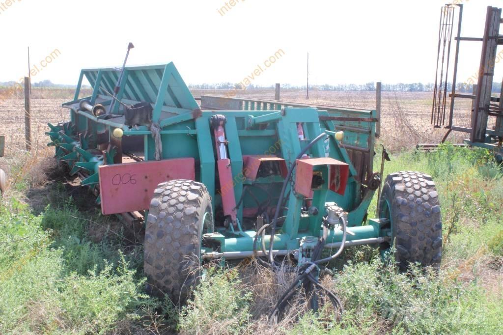  Agrikon Solt TG-10 Manure spreaders