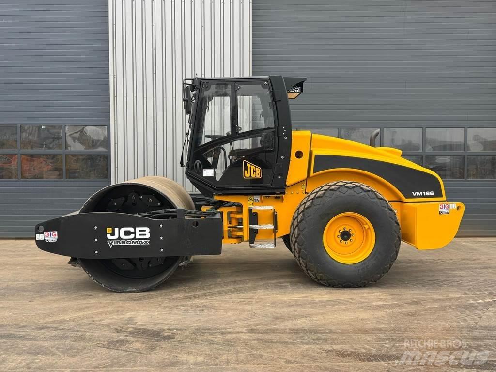 JCB VM166D Single drum rollers
