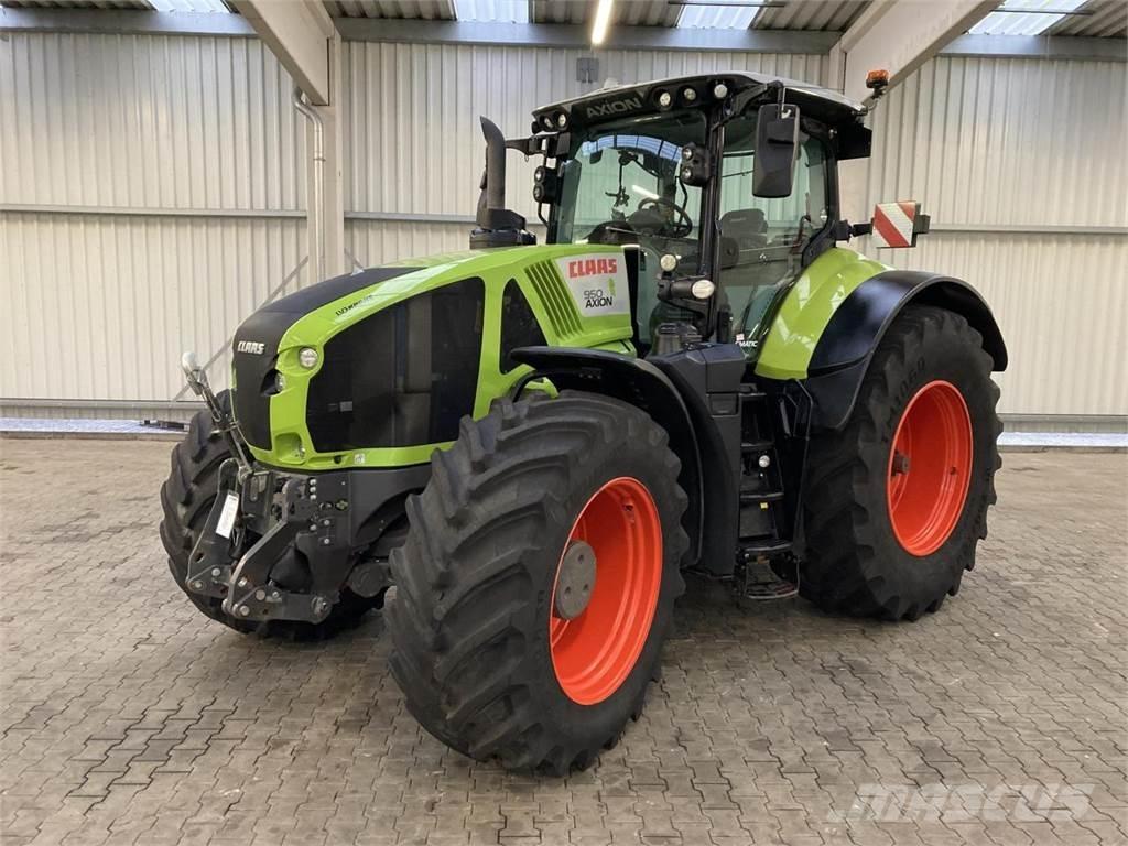 CLAAS Axion 950 Tractors