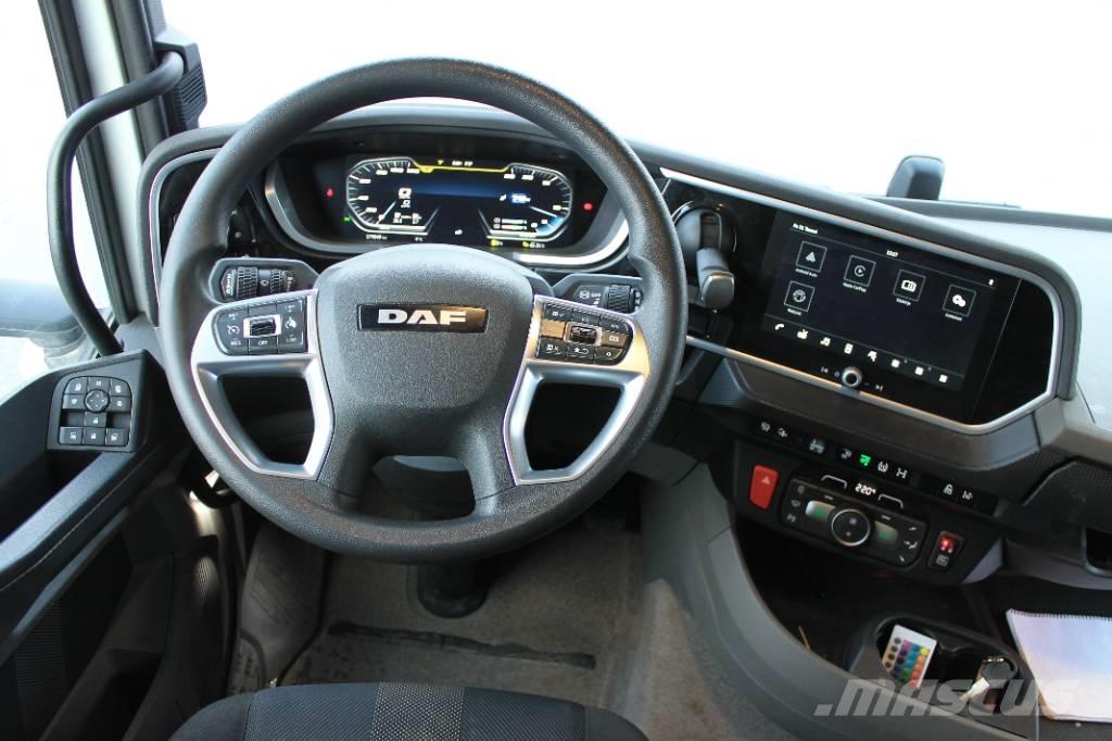 DAF XF 530 FAS Flatbed / Dropside trucks