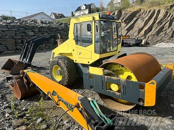 Bomag BW211 D-3 Asphalt pavers