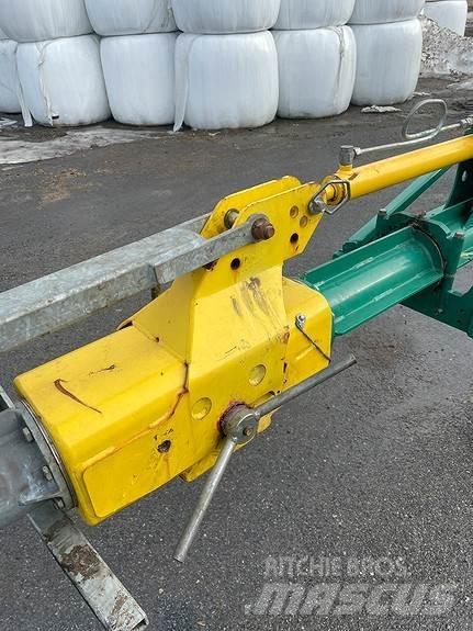  Brand B55-55 Manure spreaders