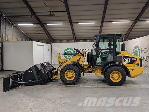 CAT 906 Wheel loaders