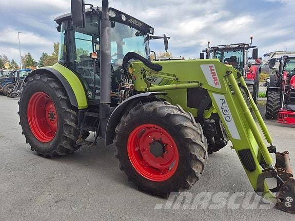 CLAAS 8690 Tractors