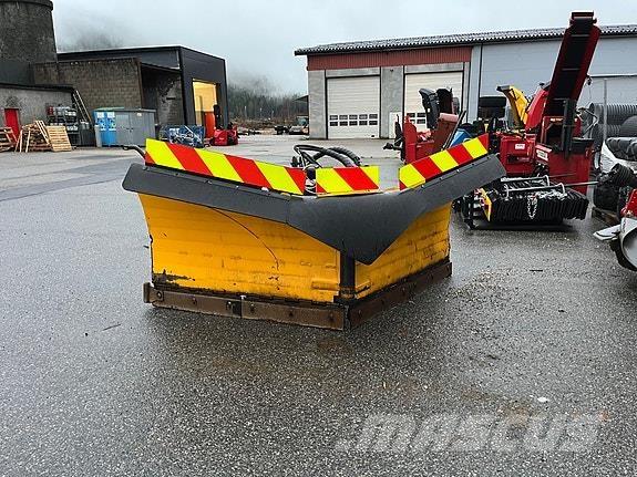 Dalen 3025_TP Snow blades and plows