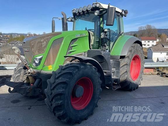 Fendt 828 Tractors