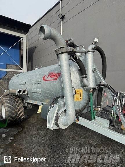 Fliegl VFW10600 Mineral spreaders