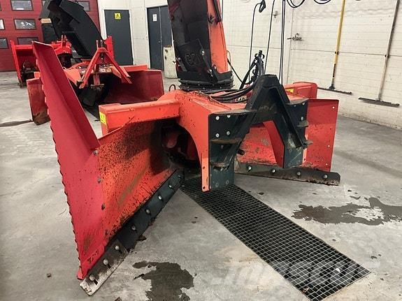 Globus GS 235 Snow throwers