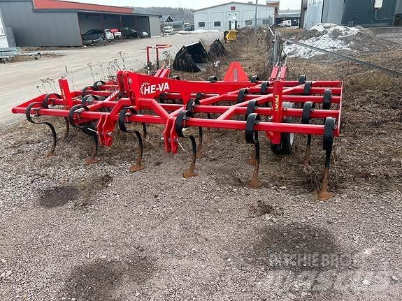 He-Va Penta-Tiller Other tillage machines and accessories