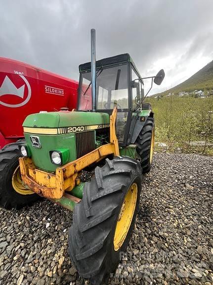 John Deere 2040 Tractors