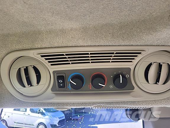 John Deere 5100 R Tractors