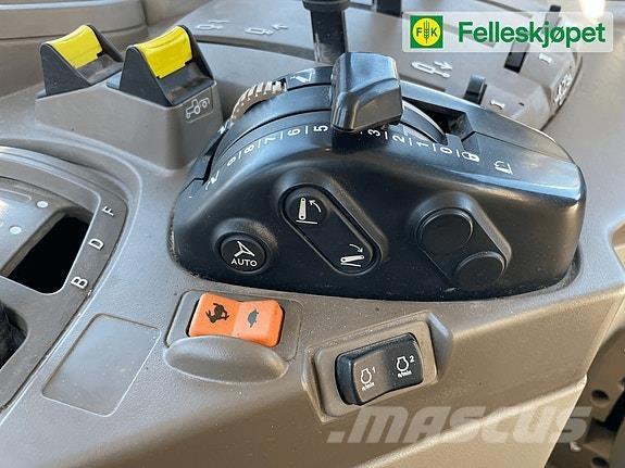 John Deere 6120M Tractors