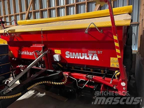 Junkkari ST3000 Manure spreaders