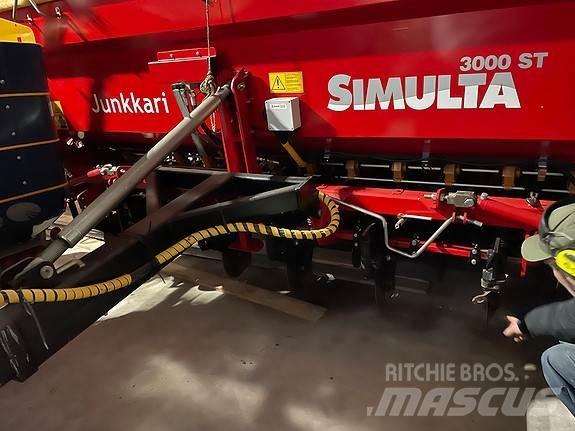 Junkkari ST3000 Manure spreaders