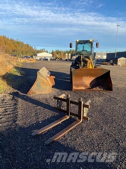 Komatsu WA80M-7 Wheel loaders