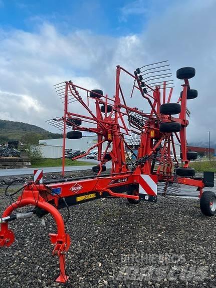 Kuhn GA8121 Windrowers