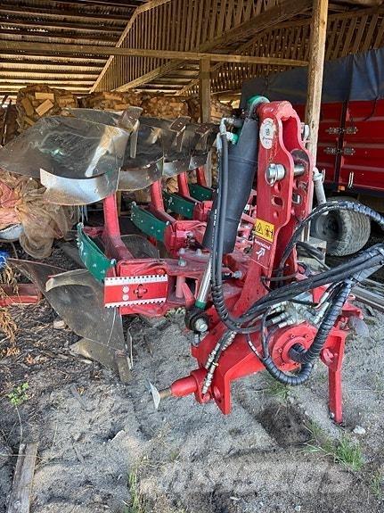 Kverneland 150S Conventional ploughs