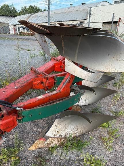 Kverneland E16 Conventional ploughs