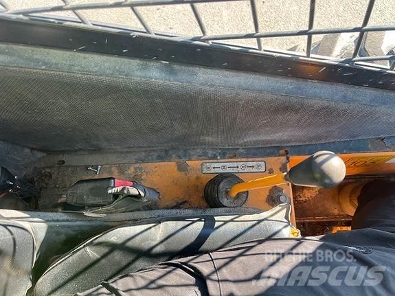 Mustang 2040 Skid steer loaders