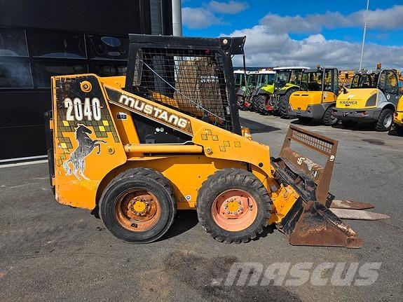 Mustang 2040 Skid steer loaders