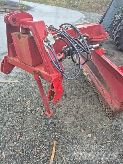 Sami 275 Snow blades and plows