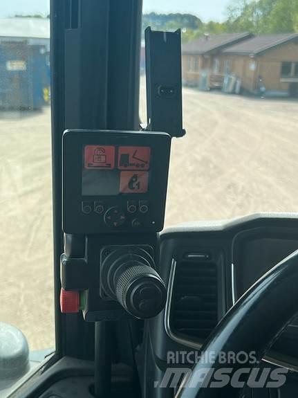 Scania R 650 Cable lift demountable trucks