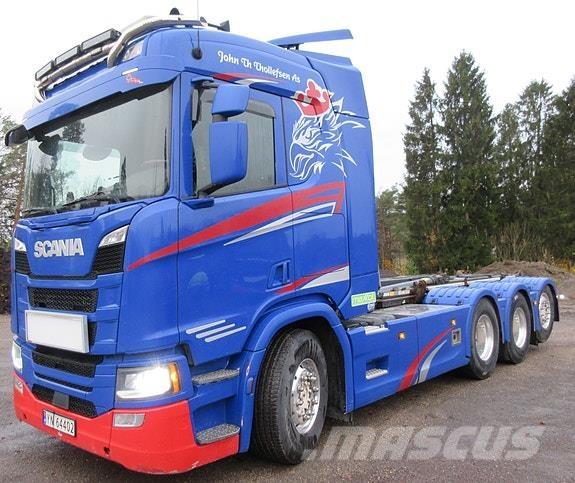 Scania R500 8x4*4 Cable lift demountable trucks
