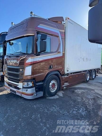 Scania R650B6X2NB Box body trucks