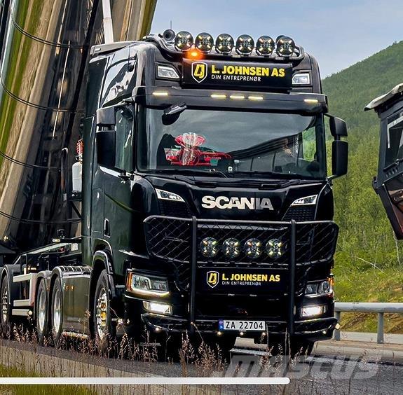 Scania R770 6X4 Tractor Units