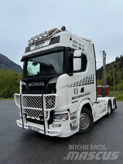 Scania S730 6x2 Tractor Units